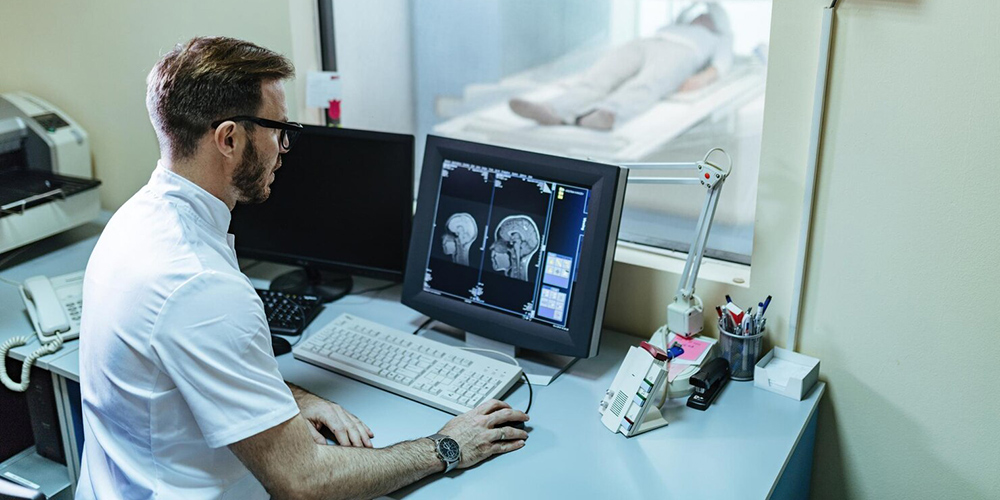 Radio Diagnosis Clinical